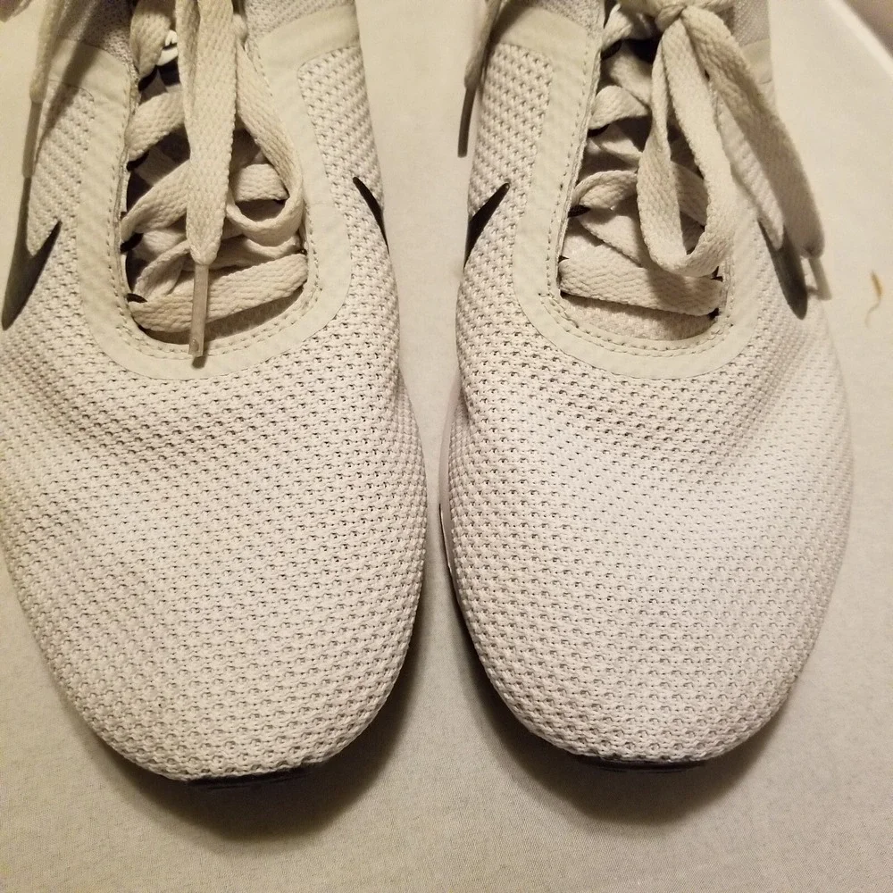 Nike Lunarestoa‎ 2 Essential, 811372-005, Gray, Men's Running Shoes, Size 11.5